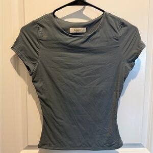 Cider Women's Slate Gray Short Sleeve Top